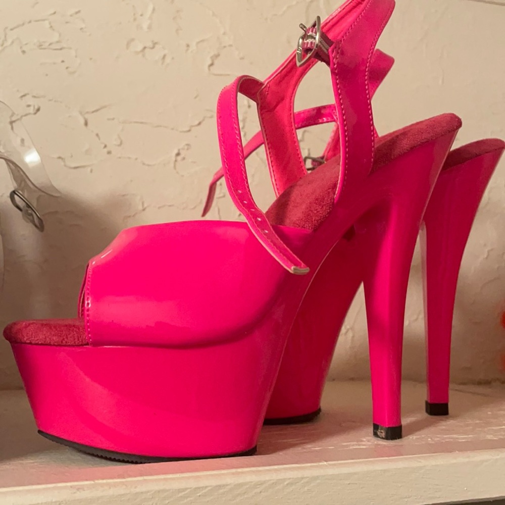 Size 7 HOT PINK Pleaser Dance shoes